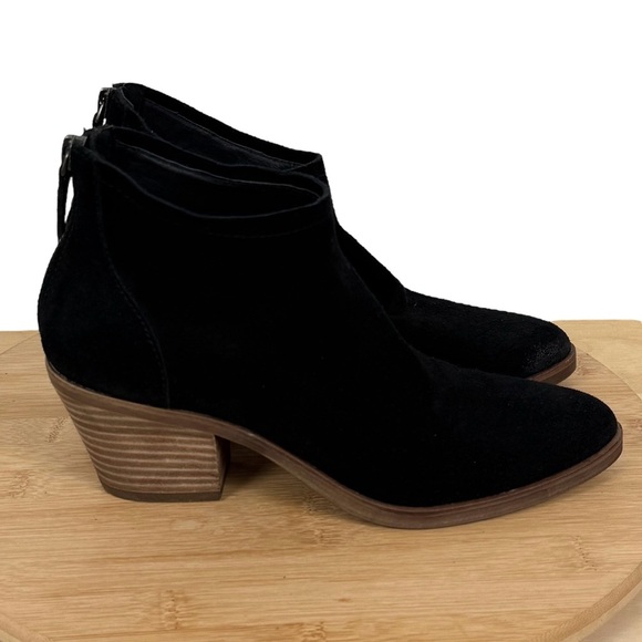 Dolce Vita (Main Line) Black Suede Block-Heel Ankle Boots, 2.5″ Heel - Size 6 - Picture 2 of 16